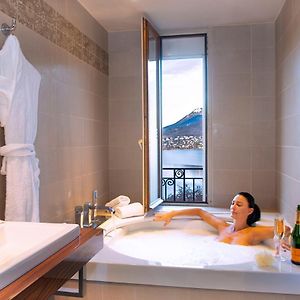 Elegance Room